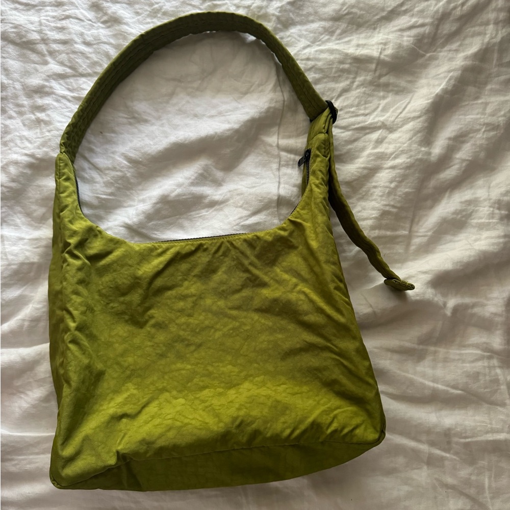 BAGGU Nylon Shoulder Bag Avocado